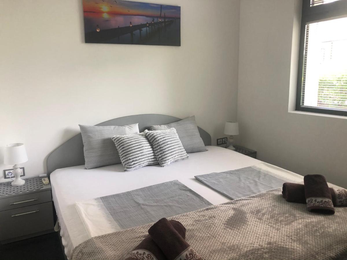 Sarafovo Beach Apartment Mit Terrasse Burgas Ngoại thất bức ảnh